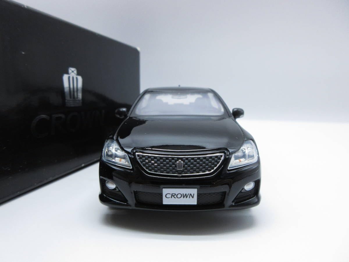 Amazon | 1/30 ミニカー クラウンアスリート CROWN 200系 カラー